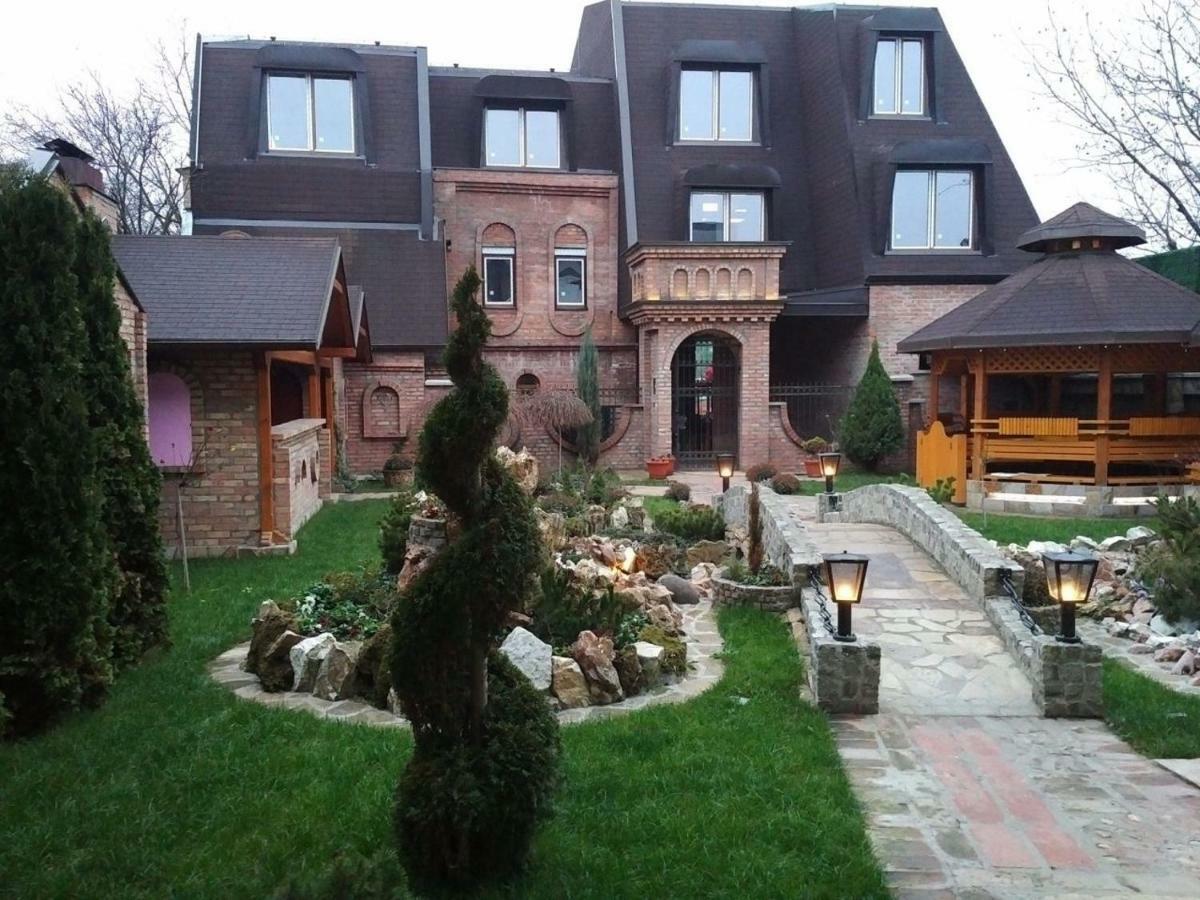 Каштел Pancevo Hotel Exterior photo